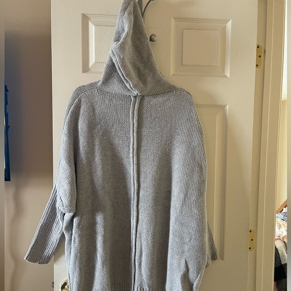 Grey hooded sweater • size L • NWOT - Picture 2 of 7